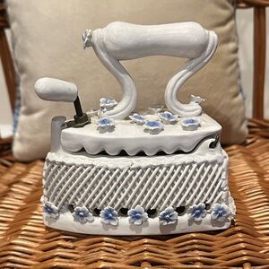 Vintage White and Blue Decorative Small Iron Trinket Dish